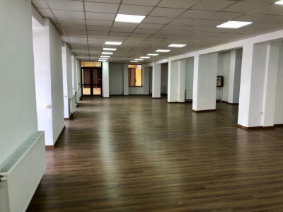 Spatii comerciale de inchiriat Sibiu Central imagine mica 2