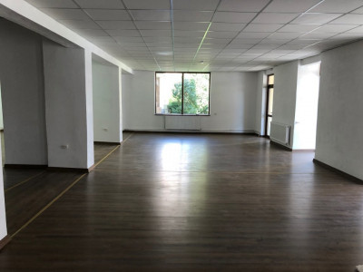 Spatii comerciale de inchiriat Sibiu Central imagine mica 3