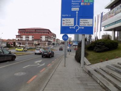Spatii comerciale de inchiriat Sibiu Central imagine mica 3