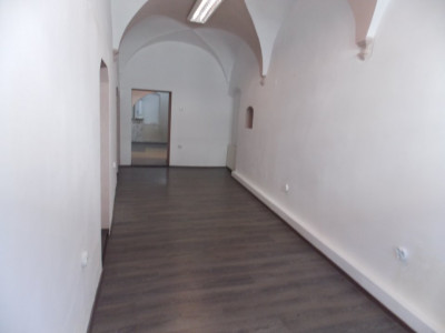 Spatii comerciale de inchiriat Sibiu Centrul Istoric imagine mica 4