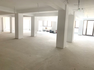 De inchiriat spatiu comercial 300 mp zona centrala Sibiu