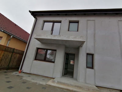Case de vanzare Sibiu Selimbar imagine mica 1