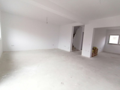 Case de vanzare Sibiu Selimbar imagine mica 2
