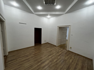 Spatii birouri de inchiriat Sibiu Centrul Istoric imagine mica 3