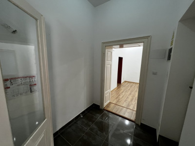 Spatii birouri de inchiriat Sibiu Centrul Istoric imagine mica 9