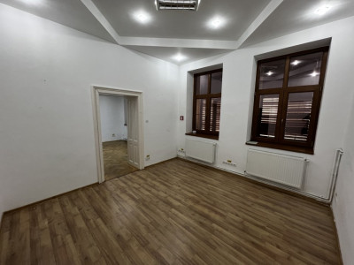 Spatii birouri de inchiriat Sibiu Centrul Istoric imagine mica 11