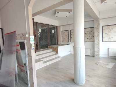 Spatii comerciale de inchiriat Sibiu Mihai Viteazul imagine mica 1