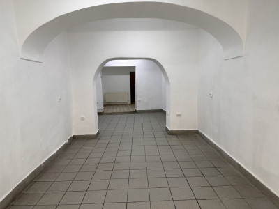 Spatii comerciale de inchiriat Sibiu Centrul Istoric imagine mica 4
