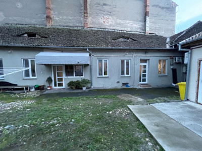 Apartament la casa 5 camere zona Centrul Istoric din Sibiu