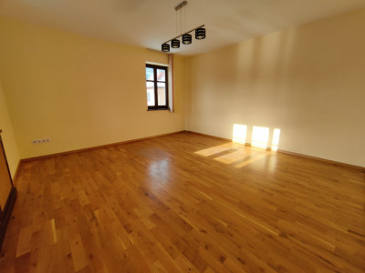Spatii birouri de inchiriat Sibiu Central imagine mica 3