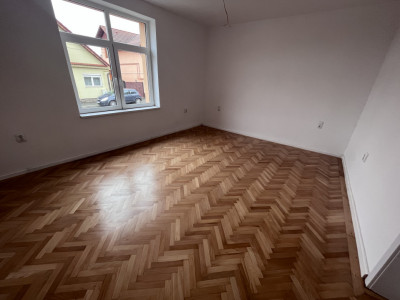 Case de vanzare Sibiu Lupeni imagine mica 8