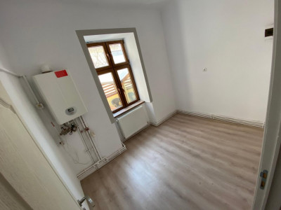 Spatii comerciale de inchiriat Sibiu Centrul Istoric imagine mica 3