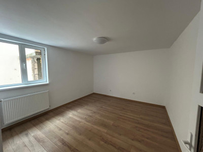 Spatii birouri de inchiriat Sibiu Calea Dumbravii imagine mica 3