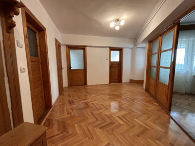 Apartamente de inchiriat Alba Iulia Central imagine mica 1