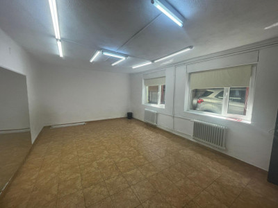 Spatii comerciale de inchiriat Sibiu Trei Stejari imagine mica 2