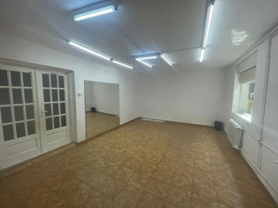 Spatii comerciale de inchiriat Sibiu Trei Stejari imagine mica 3