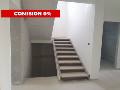 Casa S+P+1E+M 14 camere 11 bai 600 mpu terasa curte gradina Sebes Alba