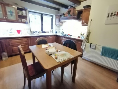 Case de vanzare Gales imagine mica 40