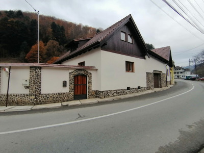 Case de vanzare Gales imagine mica 62