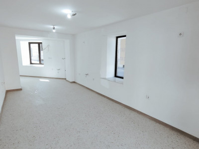 Spatii comerciale de inchiriat Sibiu Orasul de Jos imagine mica 1