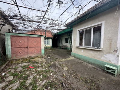 Casa de vanzare 3 camere  in Fagaras judetul Brasov