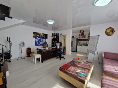 Duplex cu 5 camere plus BONUS o garsoniera decomandata in Selimbar