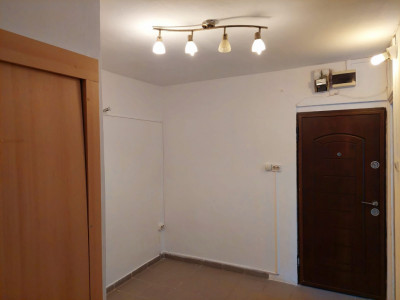 Spatii comerciale de inchiriat Sibiu Sub Arini imagine mica 2
