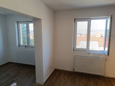 Apartamente de vanzare Avrig imagine mica 2