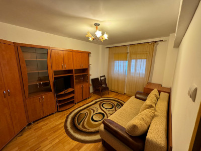 Apartament 46 mpu decomandat 2 camere Mihai Viteazu