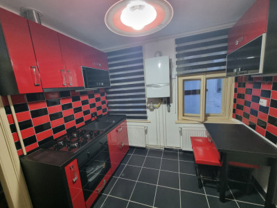 Garsoniera de inchiriat in Centru Istoric 36mpu etaj 1 in 