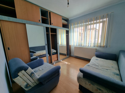 Apartament 2 camere de inchiriat utilat si mobilat in Valea Aurie