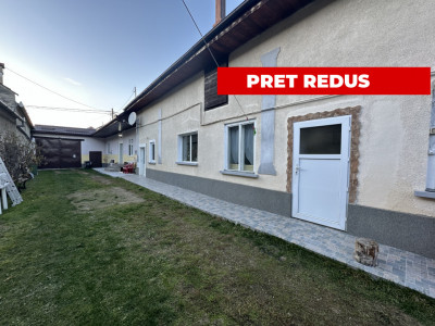 Casa de vanzare 4 camere anexe gospodaresti 884 mp teren in Vad