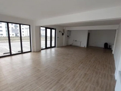 Spatiu comercial 70 mp utili grup sanitar zona Calea Cisnadiei Sibiu