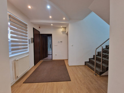 Casa de inchiriat cu 5 camere 2 bai 180 mpu si loc parcare in Sibiu