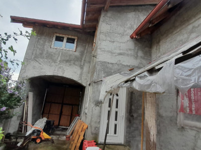 Casa de vanzare individuala 500 mp teren Sibiu zona Gusterita