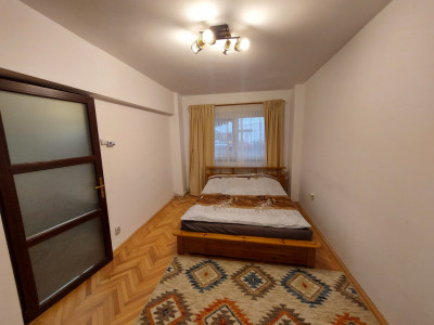 Garsoniera de vanzare 27 mpu uscatorie pivnita Sibiu zona Siretului