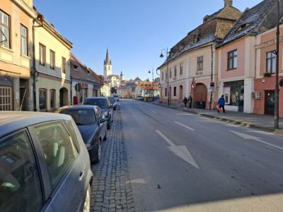 OPORTUNITATE INVESTITIE Spatiu comercial de vanzare Orasul de Jos