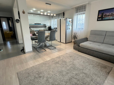 Apartament 3 camere de 70 mpu cu terasa de 70 mp   zona Arhitectilor 