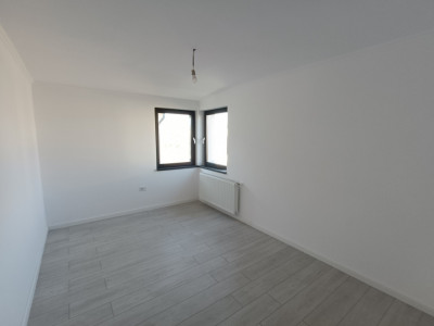 Casa tip duplex P+1E 4 camere 122 mp utili terasa curte Alba Iulia
