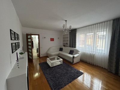 Apartament de inchiriat cu 3 camere si balcon in Terezian 