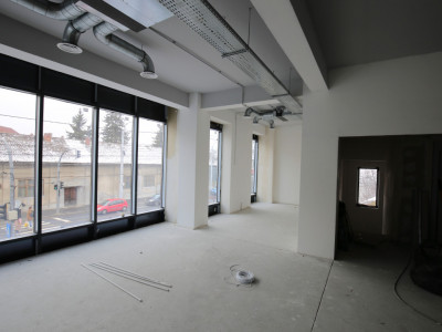 Spatiu birouri zona ultra centrala Sibiu de inchiriat 195 mp 