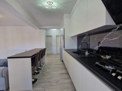 Apartament decomandat cu 3 camere balcon etaj intermediar Selimbar