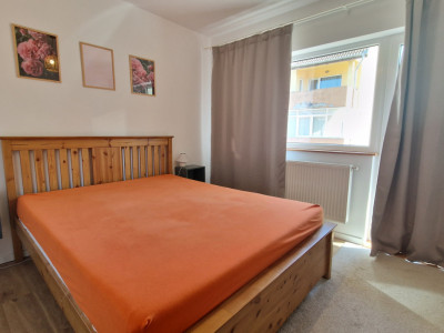 Casa de vanzare cu 3 camere teren 140 mp strada privata in Selimbar