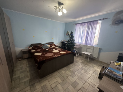 Case de vanzare Margineni imagine mica 3