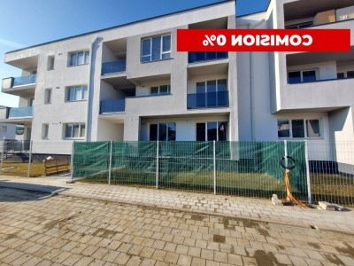COMISION 0- Apartament de vanzare decomandat 2 camere 71 mpu balcon