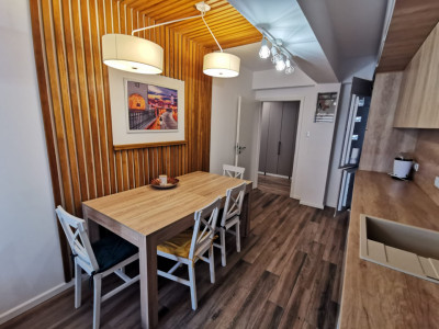 Apartament spatios decomandat 3 camere de inchiriat in Turnisor