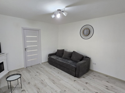 Apartament de inchiriat zona Hipodromului 2 camere mobilat utilat