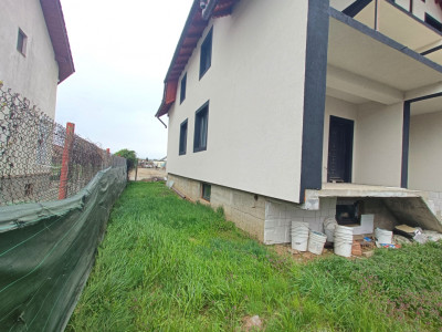 Case de vanzare Sibiu Selimbar imagine mica 3