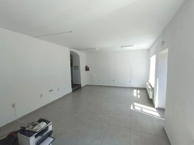 Spatii comerciale de inchiriat Sibiu Selimbar imagine mica 2