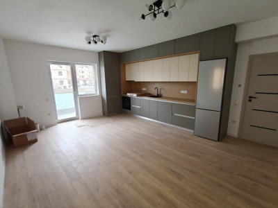 Apartament 3 camere - etaj 1 - incalzire in pardosea si loc de parcare